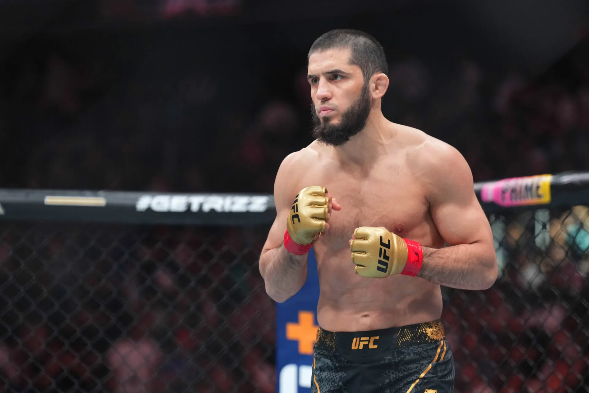 Islam Makhachev record and biography ahead of UFC 322