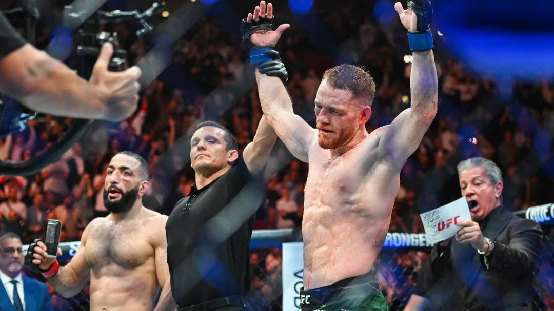 Tahad mõista MMA matše nagu ekspert? Loe siit kõike MMA reeglite, punktisüsteemi, kaaluklasside ja 2025. aasta uuenduste kohta. Täielik teejuht.