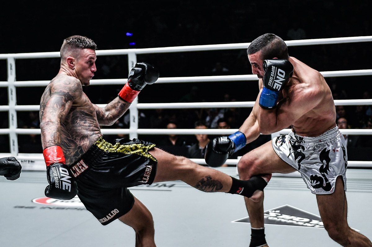Muay Thai vs Kickboxing in MMA: A deep dive into stances, weapons, and effectiveness. Discover which striking art dominates the Octagon in this expert analysis.